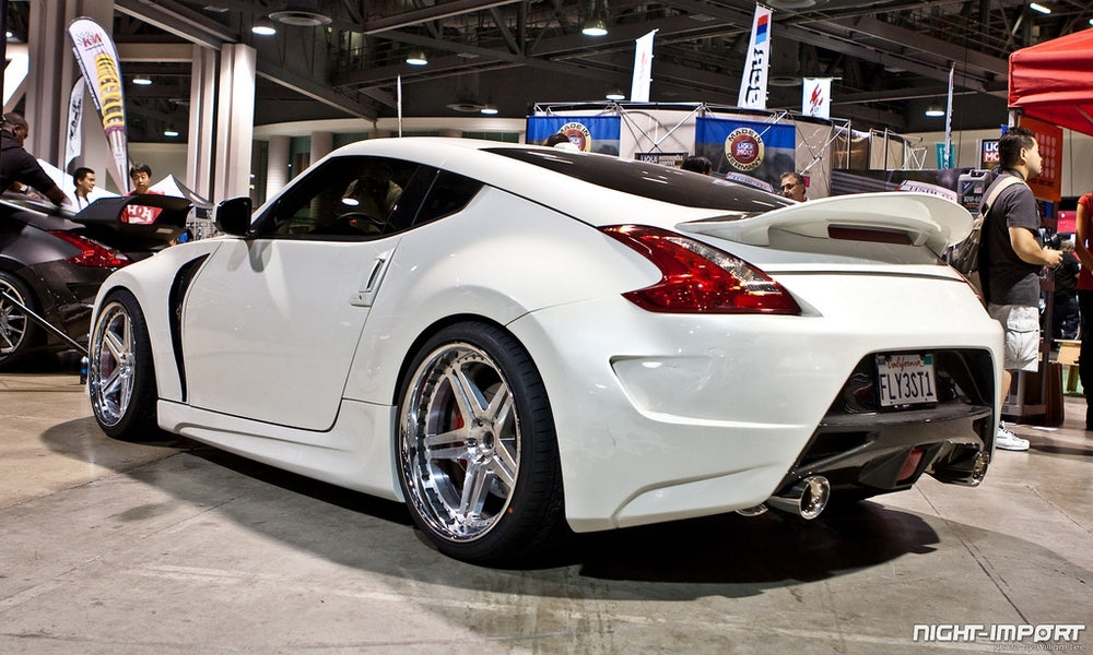 Nissan 370Z style carbon Duckbill Spoiler