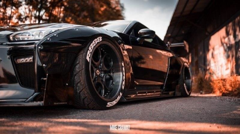 Breitbau Bodykit für Nissan GTR MK4